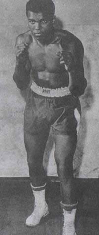 拳王阿里宣布退役