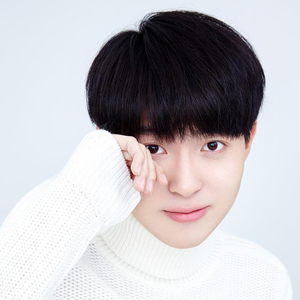 刘胤君的英文名