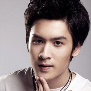 居来提&middot;库提来的英文名