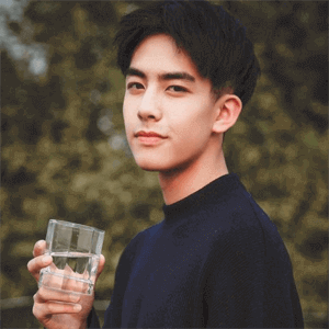 宋威龙的英文名