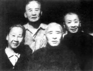 教育家叶圣陶逝世(历史上今天lssjt.com)