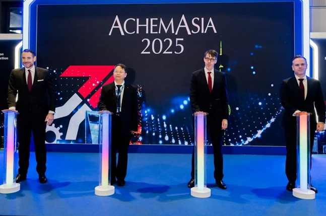 2.jpg 2025阿赫玛亚洲展在沪启幕:聚焦绿色创新,共绘可持续化学生产新蓝图 中国化工网,okmart.com